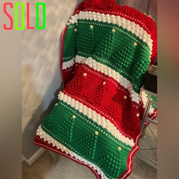 SOLD Handmade Christmas Tree Crochet Blanket - Picture 1 of 3